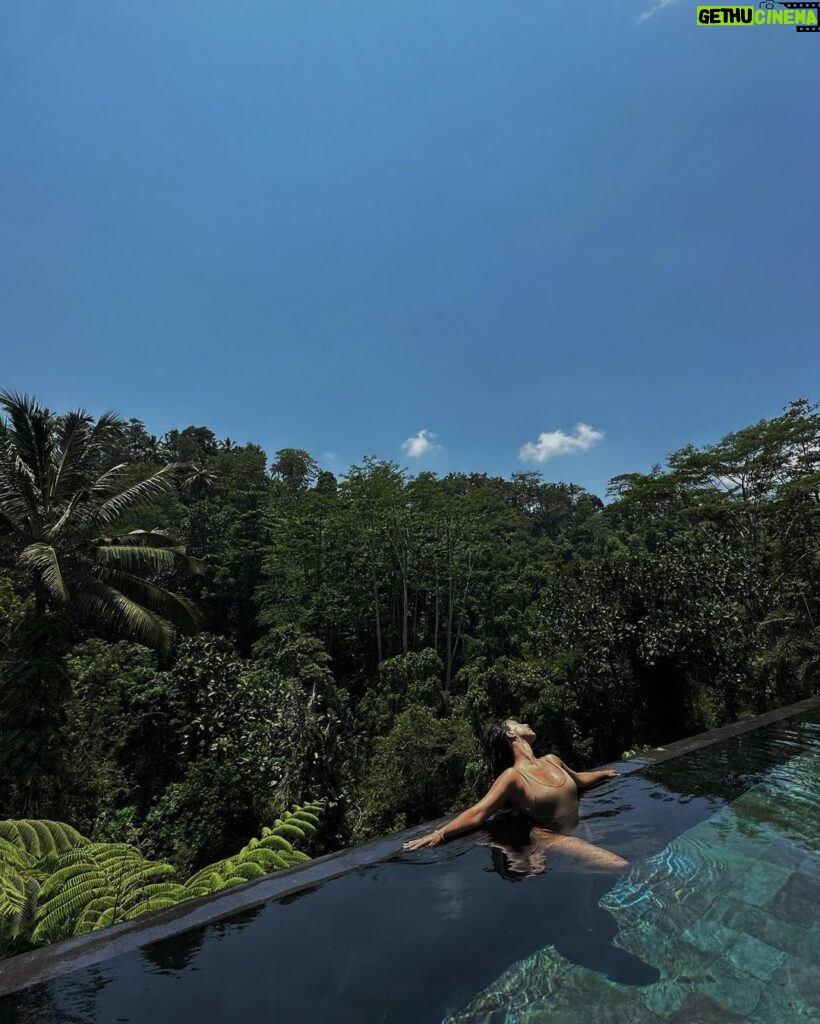 María Chacón Instagram - encontramos un pedacito de paraíso en @hanginggardensofbali 🌴☁️ gracias por hacer de nuestra experiencia algo inolvidable 🙏 Hanging Gardens Of Bali