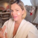 María del Cerro Instagram - No se pierdan de esta experiencia increíble de @natura.argentina ✨ La pueden encontrar hasta el 29 de enero en el Parador Salvador Gaviota de Pinamar de 14 a 19 hs🙌🏼 Además, al final de cada estación te entregan una cremita de Ekos de regalo🧡 Me encantó y me traje un par de productos para seguir las rutinas en casa🌿