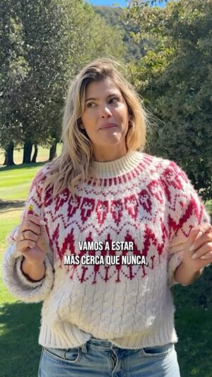 María del Cerro Instagram - Que nos volvamos a ver, que nos volvamos a ver…, este año, nos volvemos a ver!

No se imaginan lo que voy a disfrutar y reírme con ustedes cuando conozcan a este personaje que es una bombaaa…

Gracias por todos los que estan siguiendo a @margaritasitequiere !!!

👑🌼🙌🫶🏻

#margarita #floricienta #crismorena #serie #muypronto #sitequiere