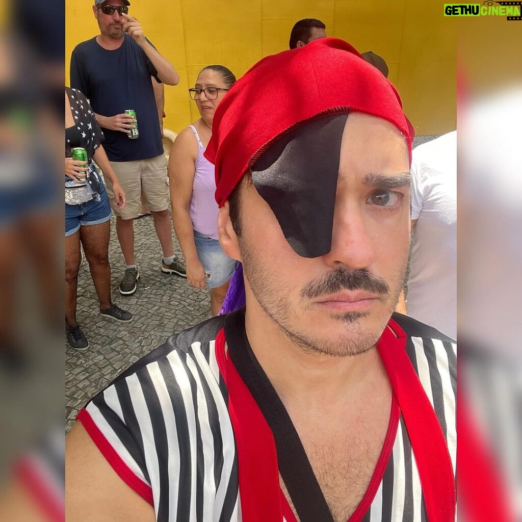 Marcos Veras Instagram - Editoria de memes, bobagens e carnaval