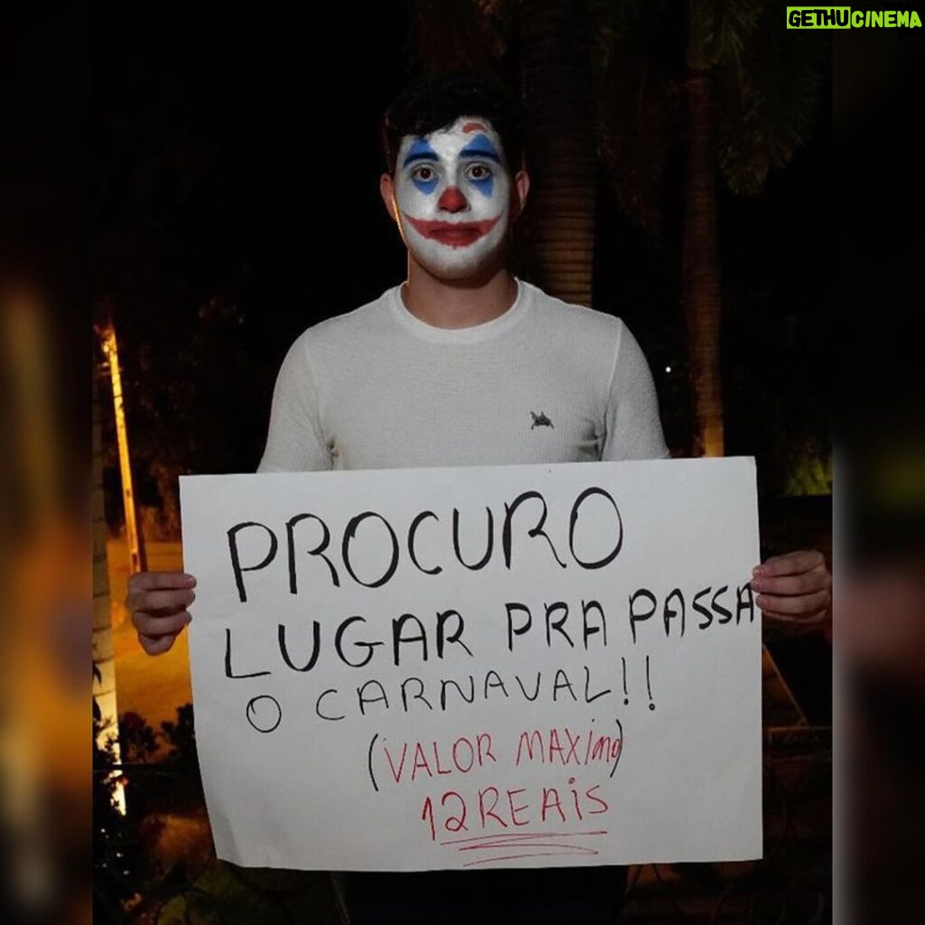 Marcos Veras Instagram - Editoria de memes, bobagens e carnaval