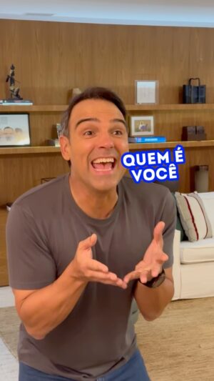 Marcos Veras Instagram - Raqueeeeeeeeleeeeeeee!!!
Não podia deixar de brincar com esse momento! Pura conexão BBB-Masked Singer! 😂 @raquele.cardozo 

Participação especial sem entender nada: @omarcosveras