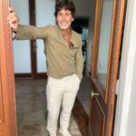Mariano Martínez Instagram - El lino es un clásico que se viene con todo y me encanta ❤️‍🔥