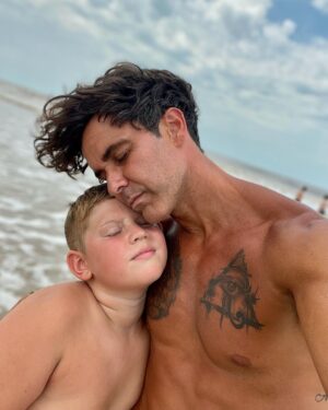 Mariano Martínez Instagram - Amo y agradezco a Dios poder disfrutarnos,te amo infinito ❤️