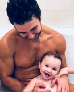 Mariano Martínez Instagram - . Tu sonrisa Alma ❤️😍