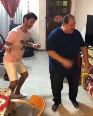 Mariano Martínez Instagram - .
La magia navideña ✨🕺🏻🙏❤️