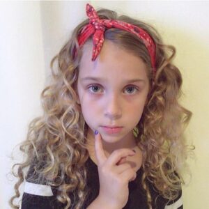 Mariano Martínez Instagram - Hija lo grande que estas ,ya cumplís 7 años ,parece que fue ayer que aprendiste a nadar primero ,hablar luego y a tus 9 meses ya caminabas. Siempre alegre ,buena amiga ,dulce y con ganas de aprender y saber más. Siempre te voy acompañar en todo lo que te propongas.
Te amo hasta el infinito y más allá 👑