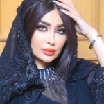 Marina Alobaidi Instagram - ♣️ ▪️وتمـونِين ,, يـا ريم المكاحيل على القلب في خيرَه وشرَّه فديت الوسيعات المضاليل ؛ رماح الهلاك المستشرّه … 🖤 . . #مارينا_العبيدي #ملكة_جمال_العرب #missarabworld2021🇮🇶 #dubai #saudiarabia #black #luxury #explore #qatar