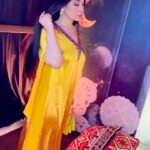 Marina Alobaidi Instagram - ⭐️🌙〽️💛 . . . #مارينا_العبيدي #ملكة_جمال_العرب #missarabworld2021🇮🇶 #luxury #luxurylifestyle #ramadan