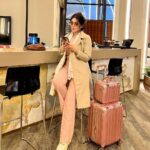 Marina Alobaidi Instagram - ما تشدّني حاجات في ايدين الجميع انا ميولي لاشياء ما ترضخ لاحد … 〽️🧡👑 . . #مارينا_العبيدي #ملكة_جمال_العرب #missarabworld2021🇮🇶 #luxury #luxurylifestyle #travel #fyp #explore VIP Terminal Baghdad