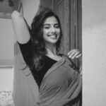 Meenakshi Chaudhary Instagram - 🖤🤍 Mumbai, Maharashtra