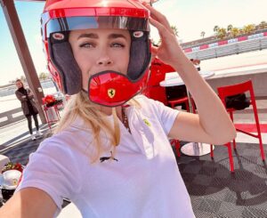 Melissa Roxburgh Instagram - Thank you @ferrariusa #corsopilota for the week! Had so much fun learning to race 🏎️ 

#highpowered