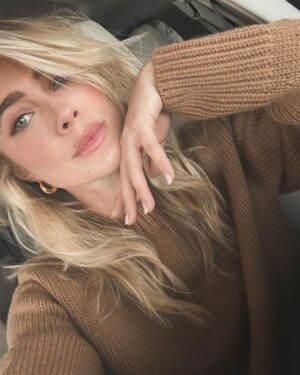 Melissa Roxburgh Instagram - A few last files of twenty twenty-three