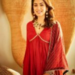 Mira Rajput Instagram - Catching that golden hour glow