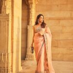 Mira Rajput Instagram - Jashn-e-bahaara 🪷 📸 @sheldon.santos