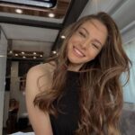 Miray Daner Instagram - Biraz pozitif bırakıp kaçıyorum 👋🏼