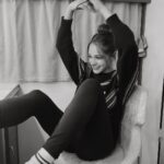Miray Daner Instagram - Yerinde duramayanlarda bugün 🙆🏼‍♀️