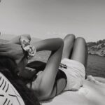 Miray Daner Instagram - Bu geç kalınmış bir yaza veda postudur 🐚🖤