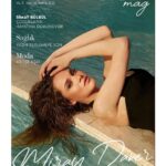 Miray Daner Instagram - 🌊🤍🙌🏻 Genel Yayın Yönetmeni : @haleceylanbarlas Röportaj : @mukokaya Fotoğraflar : @emrekaratasoglu Styling : @cestlavie.istanbul Video : @yusaebrar Saç : @akinunalofficiall Makyaj : @aynnur Mekan : @radissonbluottomare Ajans : @idiletisim Özel teşekkür : @simgebirben
