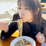 Mirei Kiritani Instagram - 東京ラーメンフェスタ2022 福岡の豚骨と、長野の鶏白湯。 全制覇したい😇
