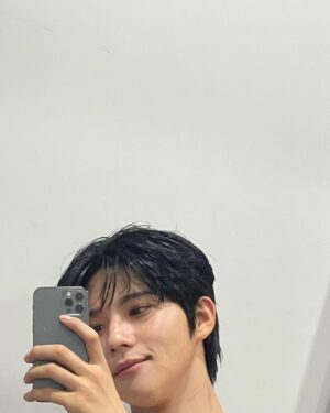 Moon Sang-min Instagram - 
