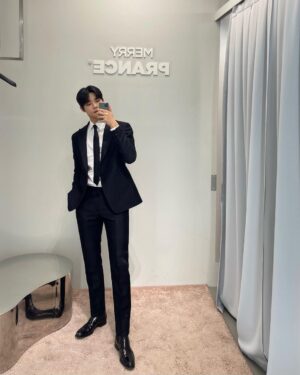 Moon Sang-min Instagram - 