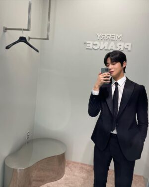 Moon Sang-min Instagram - 
