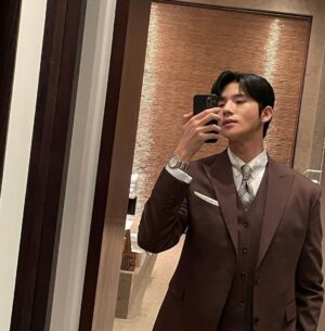 Moon Sang-min Instagram - 수고했서주원