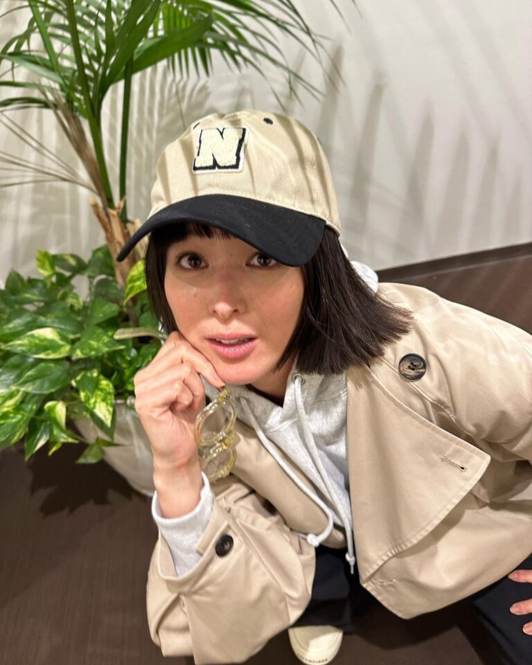 Nana Seino Instagram - 29歳になりました。 早いー。 ラスト20代なにしようかなっ。 悔いのない一年にしたいです☺︎ これからもよろしくお願いします☺︎♡ おつかれーらいす。