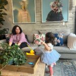 Natalia Téllez Instagram - Cuando quieres la foto pero te da pena posar enfrente de los transeúntes