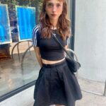 Natalia Téllez Instagram - Escondiendo las manos parte uno…