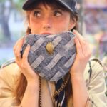Natalia Téllez Instagram - Corazón de mezclilla Téllez me dicen @kurtgeiger 💙