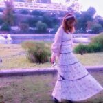 Natalia Téllez Instagram - Helarme en vestidos retro es mi pasión ✨