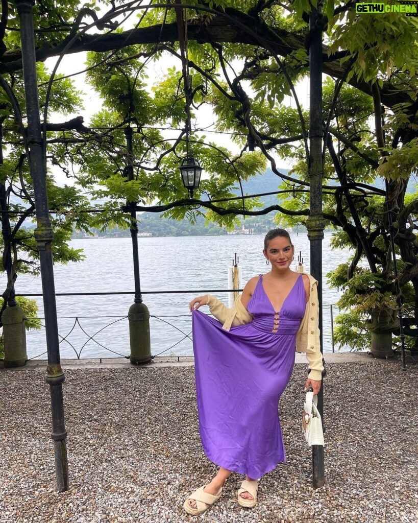 Natalie Mariduena Instagram - 📍🇮🇹 Lago di Como