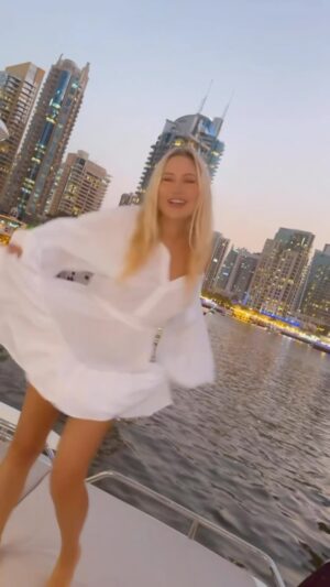 Natalya Rudova Instagram - Ох сколько же слез было пролито под эту песню🙈🥹 У вас тоже?😅

Но я хочу сказать о другом, спасибо этому отдыху за все и всех кто был рядом! 
А это видео просто хочу оставить здесь💃❤️