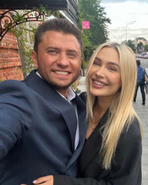 Natalya Rudova Instagram - «Жизнь по вызову 2»🎬

Всем спасибо , сьемки закончились🎬🐈‍⬛
Не могу не поделиться этими шикарными кадрами.