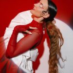 Nathalie Odzierejko Instagram - Blanc sur rouge rien ne bouge. Rouge sur blanc..? Photo by @julie_michelet Make up @ludivinemaquille Hair @barthair Tenues prêtées par @abbadrien @nocturne @lappartpr Rouge et Blanc