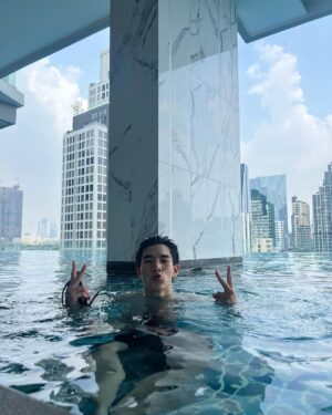 Nattawat Jirochtikul Instagram - Relax ~~