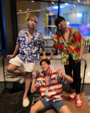 Nawat Phumphothingam Instagram - ไม่ไหวบอกไหว😝😜🤪 #gmmtvouting2023