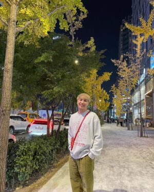 Nawat Phumphothingam Instagram - หนาวจนแก้มเย็น ลองเอาจมูกมาแตะดูก็ได้🤭