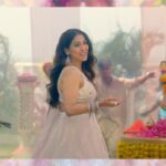 Neeti Mohan Instagram - Let the rhythm of devotion blend with the celebration of Holi. #AajBirajMeinHoliReRasiya 🎉🎶✨🙏 #tseries #BhushanKumar @tseries.official @iamjayakishori @raaj_aashoo @iamseepijha @lovesh_nagar @akshitamudgal @sammeerdeshpande @wadkekeni @neelammuntashir @aditude__ @official_mmentertainment