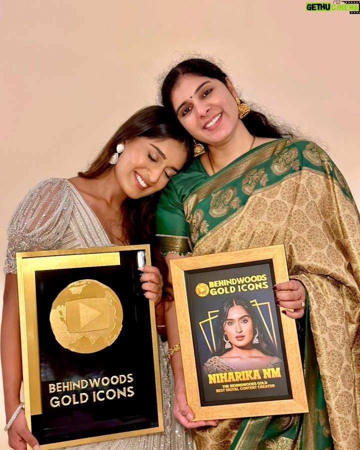 Niharika Nm Instagram - There’s not a single feeling in the world that compares to seeing my beautiful mumma beaming 🤍 Also, please swipe to see me fully blushing coz THE Nayanthara said the nicest things to me and my heart was too weak 🥺 Thank you for the honour and the memories @behindwoodsofficial 🙏🏻