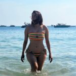 Nikita Rawal Instagram - Sundaying 😍 holidaying #nikitarawal #acting #water #weekand #sunday #bikini #bikinimodel #sea #sealife