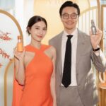 Nittha Jirayungyurn Instagram - We as a couple are proud to be the first Brand Ambassadors for Suntory skincare in Thailand 🧡 อยากให้ลองใช้มากๆๆๆค่ะ Vitoasไม่ใช่เเค่serumแต่เป็น Triple Serum เลยค่ะะะชอบมากกก ส่วนของคุณผู้ชายต้อง Varon Men‘s intensive in one serum ดูแลผิวให้ชุ่มชื้น ลดริ้วรอย จุดด่างดํา ผิวกระจ่างใส ให้ผิวดูอ่อนเยาว์ค่ะ💥💥💥 @saint_kuha
