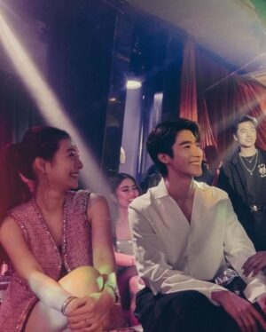 Nittha Jirayungyurn Instagram - 🎂💗 @lalalalisa_m