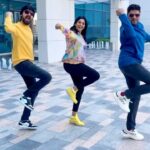 Nyla Usha Instagram - The best things happen when you are dancing .... @jeanmarkose @arfaz_iqbal @hit967fm
