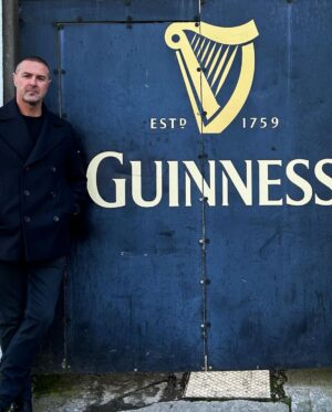 Paddy McGuinness Instagram - Enjoyed a lovely couple of days filming in Ireland.  Forgot how much I love it there. 🇮🇪⚫️⚪️💚 #ireland