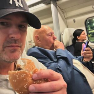 Paddy McGuinness Instagram - Top bants on the train home. #chat