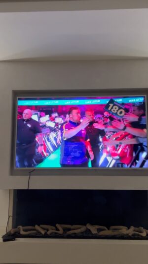 Paddy McGuinness Instagram - Rooting for this yould fella. Good luck @lukethenukelittler #worlddartschampionship