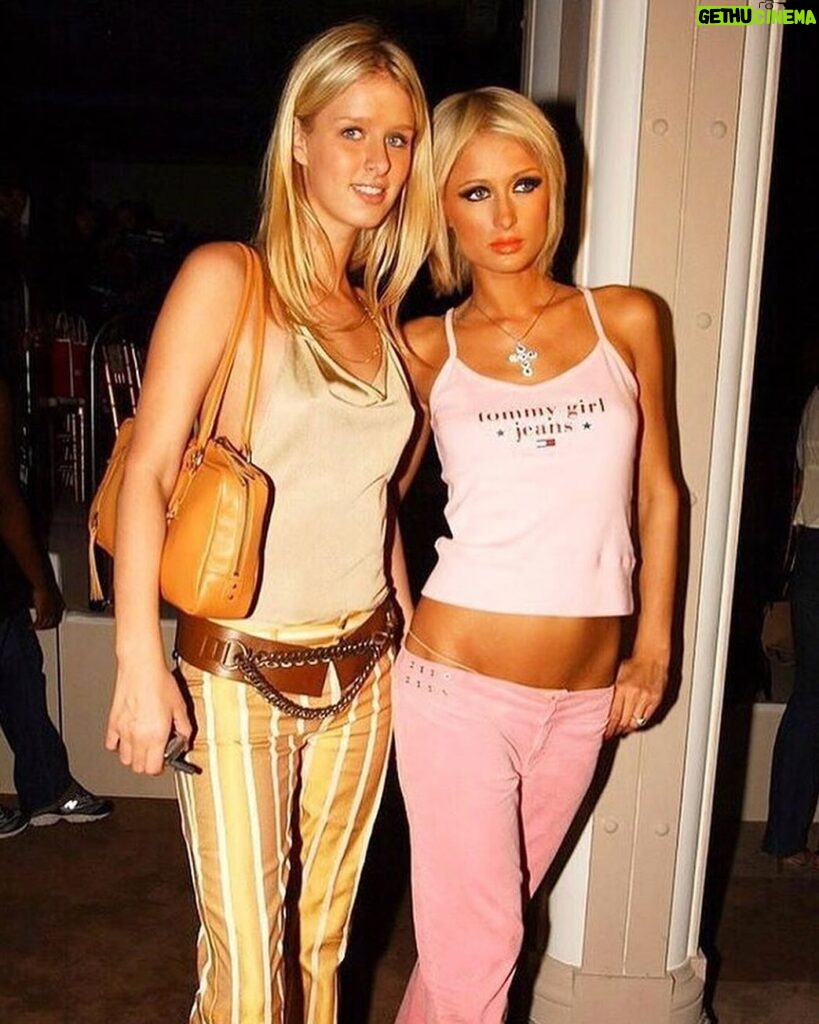 Paris Hilton Instagram - Hot Take 🔥 Low rise jeans should make a comeback 💁🏼‍♀️✨